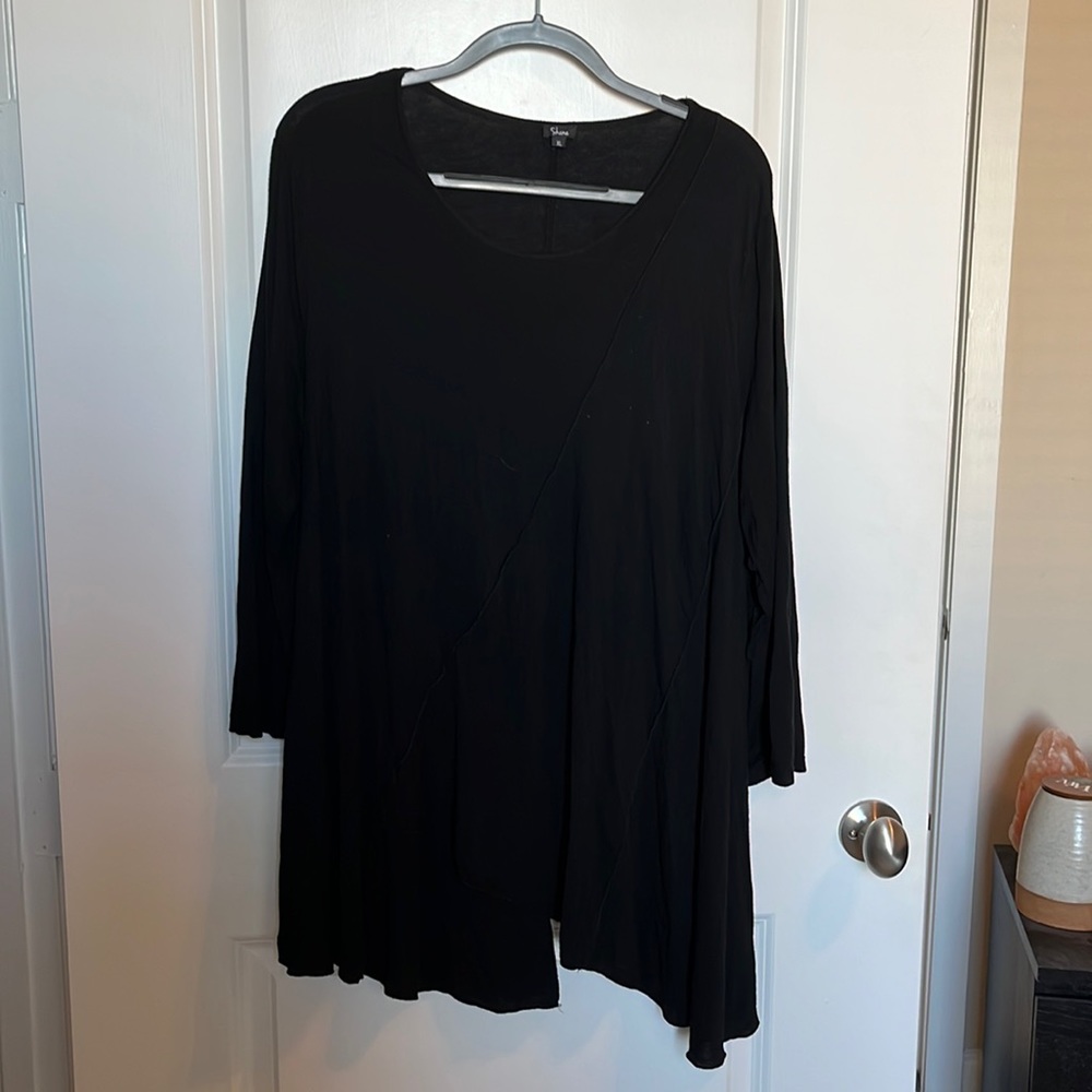 Shana Black Tunic Top